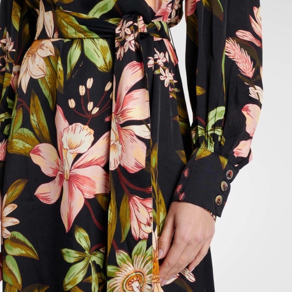 Farm Rio Black Surreal Flowers High Neck Midi Dress sz XXS NWT $260 - Picture 7 of 11